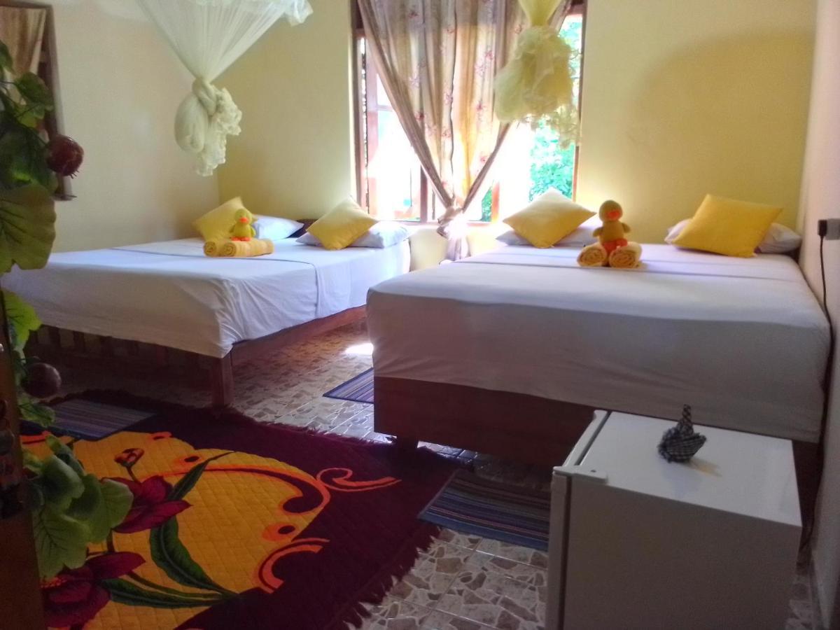 Flower Inn Sigirija Zewnętrze zdjęcie