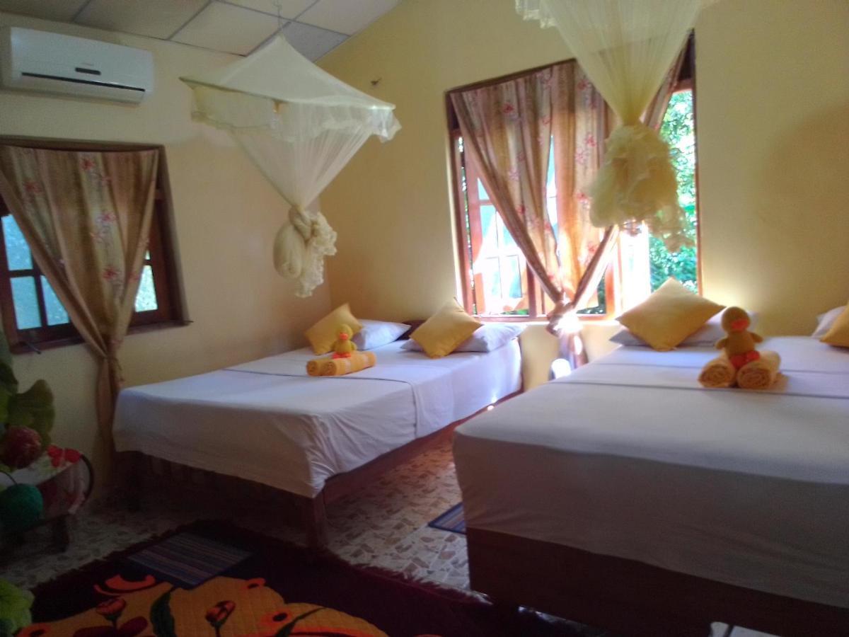 Flower Inn Sigirija Zewnętrze zdjęcie