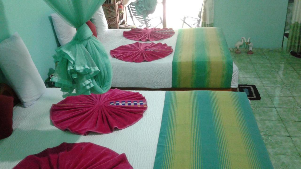 Flower Inn Sigirija Zewnętrze zdjęcie