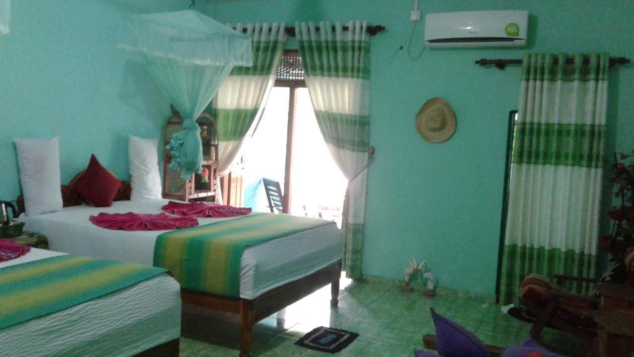 Flower Inn Sigirija Zewnętrze zdjęcie