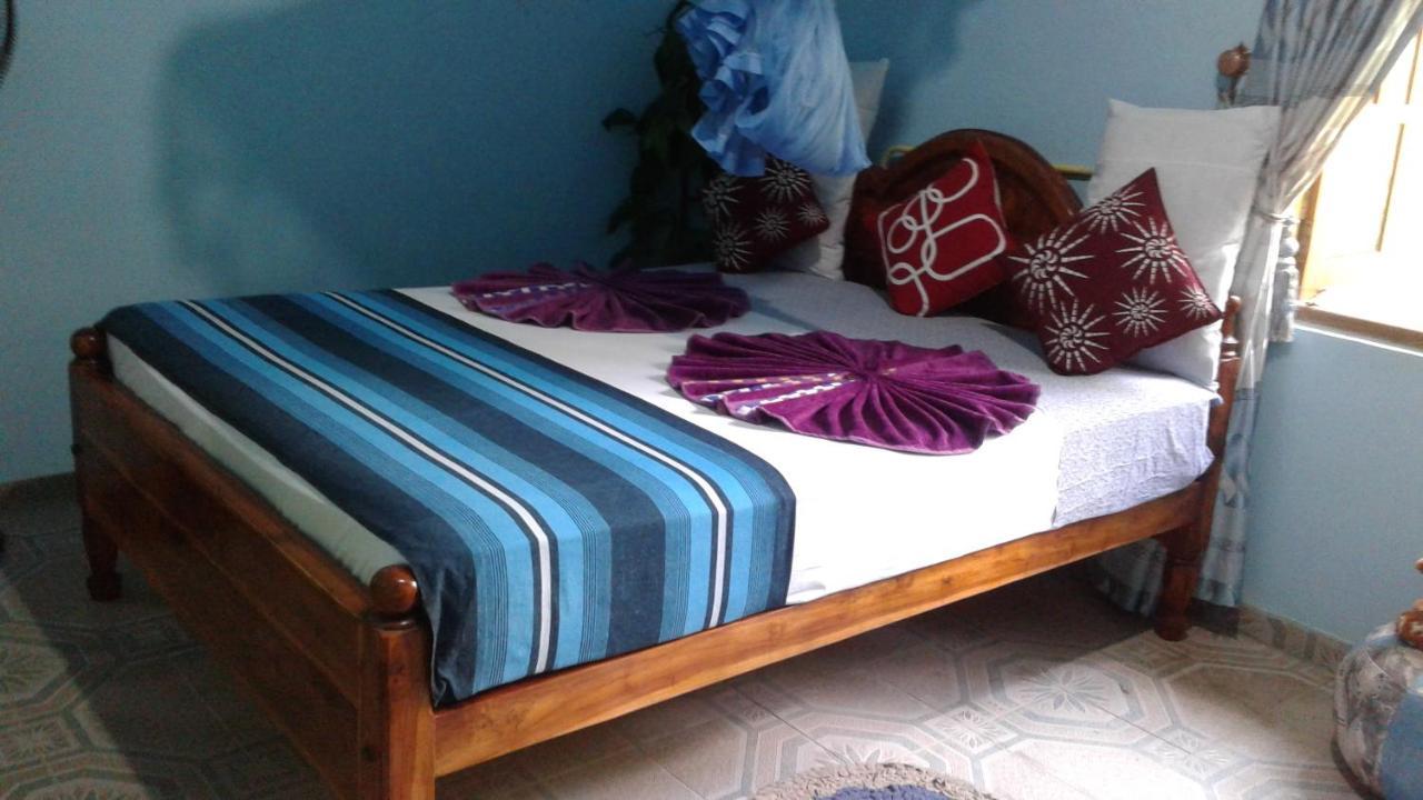 Flower Inn Sigirija Zewnętrze zdjęcie