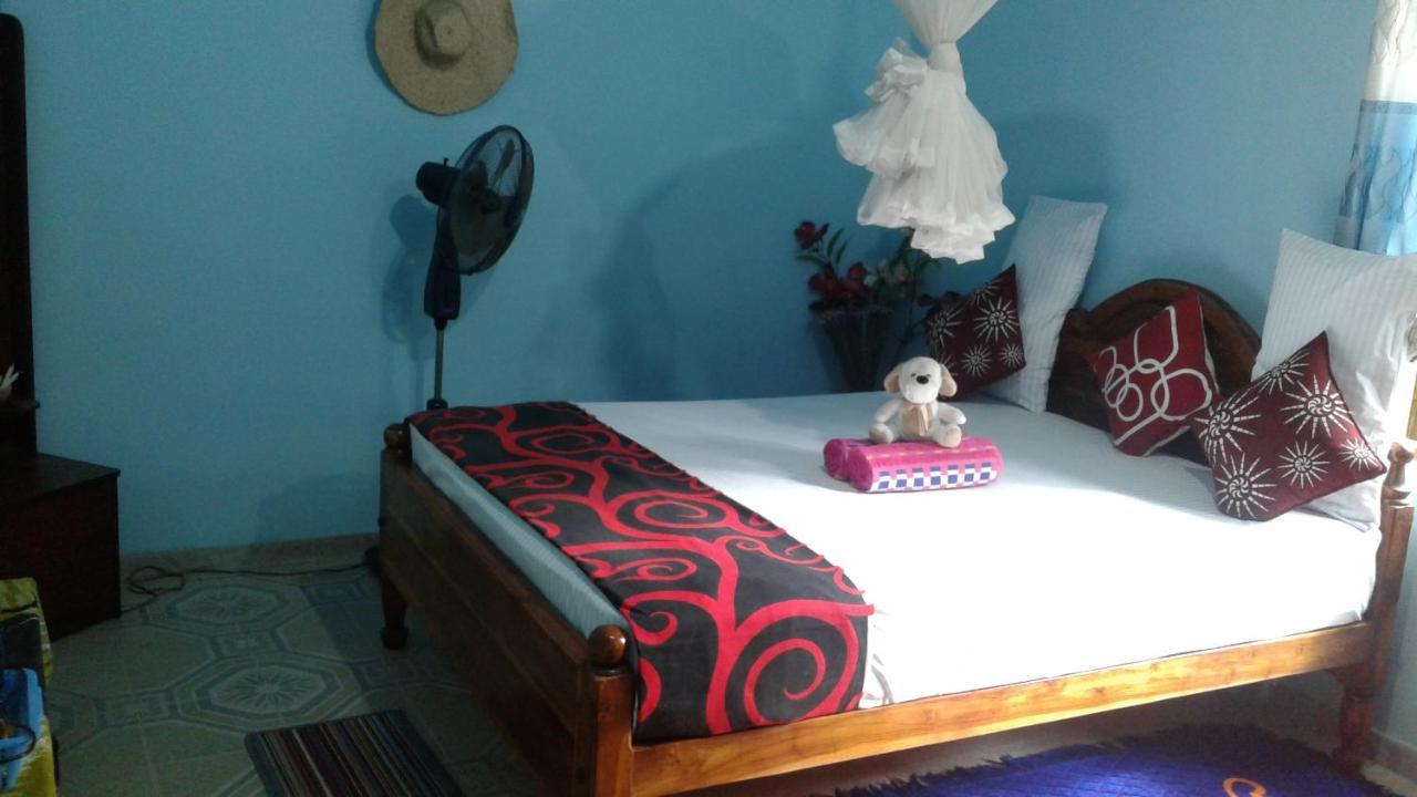 Flower Inn Sigirija Zewnętrze zdjęcie